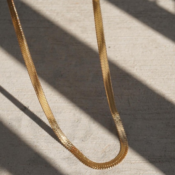 🔥18K Gold Plated 5mm Snake Chain Water Resistant - Picture 4 of 4